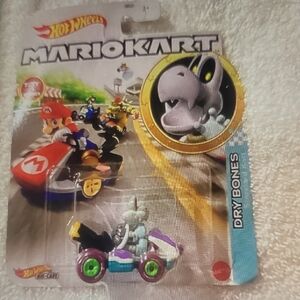 Hot Wheels Mario Kart Dry Bones Toy Car - Black and White